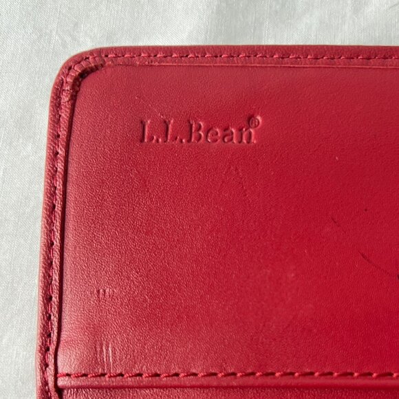 L.L. Bean Red Leather Passport Wallet, 9" x 5", Excellent Condition! - Picture 4 of 11